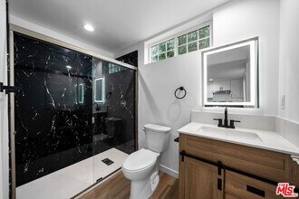 1535-1534 N Kingsley Dr in Los Angeles, CA - Building Photo - Building Photo