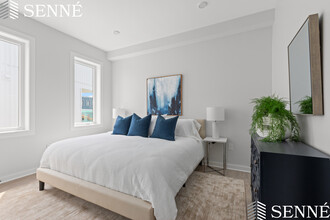 14 Ward St, Unit 402 in Somerville, MA - Foto de edificio - Building Photo