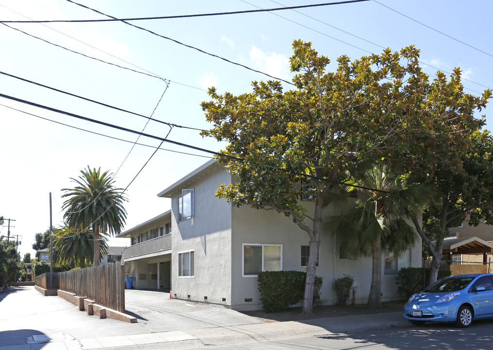 449-465 VENTURA Ave in Palo Alto, CA - Building Photo