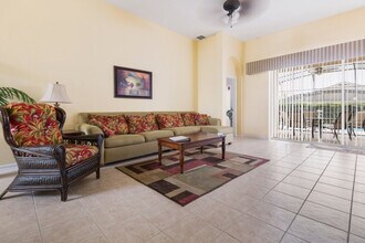 8171 Fan Palm Way in Kissimmee, FL - Building Photo - Building Photo