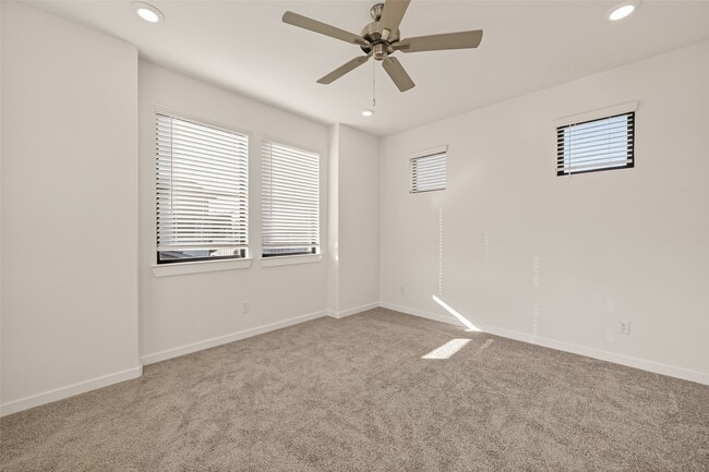 property at 3241 Loam Ln