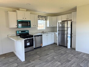 454 Hy-Vue Dr in Saxonburg, PA - Building Photo - Building Photo