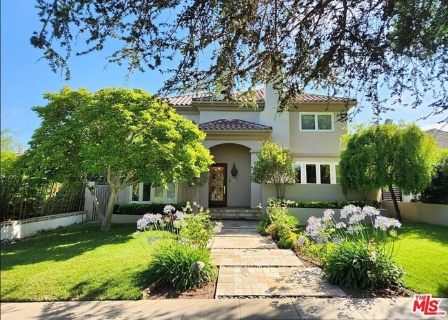property at 328 15th St