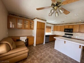 1304 Paraiso St in Las Vegas, NV - Building Photo - Building Photo