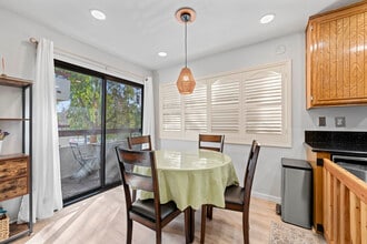 18122 Sundowner Way, Unit 1101 in Santa Clarita, CA - Building Photo - Building Photo