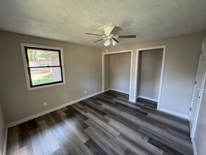 1057 Delphi Ave in Frankfort, IN - Building Photo - Building Photo