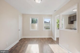 5424 Belle Vista Ave in Baltimore, MD - Building Photo - Building Photo