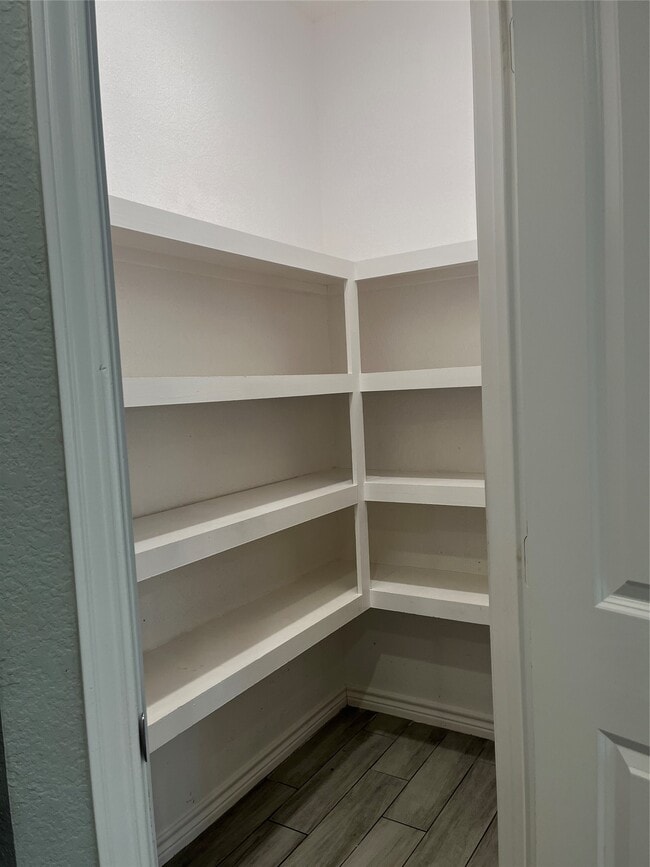 10978 Maywood St in Willis, TX - Building Photo - Building Photo