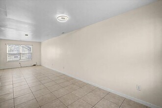 511 S 6th St in Camden, NJ - Building Photo - Building Photo