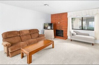 1342 W Avenue J4 in Lancaster, CA - Building Photo - Building Photo