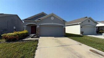 4328 Desert Rose Ave in Kissimmee, FL - Building Photo