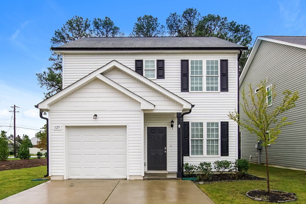 125 Sturgeon St in Smithfield, NC - Building Photo