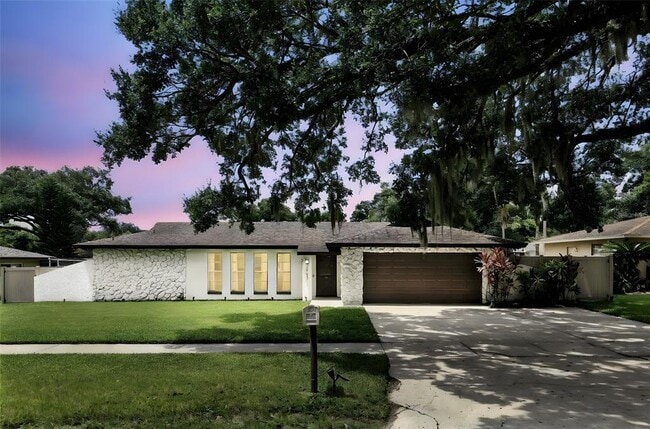 property at 3903 Anderson Rd