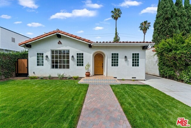 property at 9005 Rosewood Ave