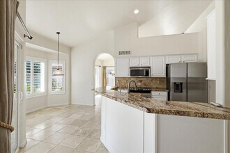 2207 E Tahitian Way in Gilbert, AZ - Building Photo - Building Photo