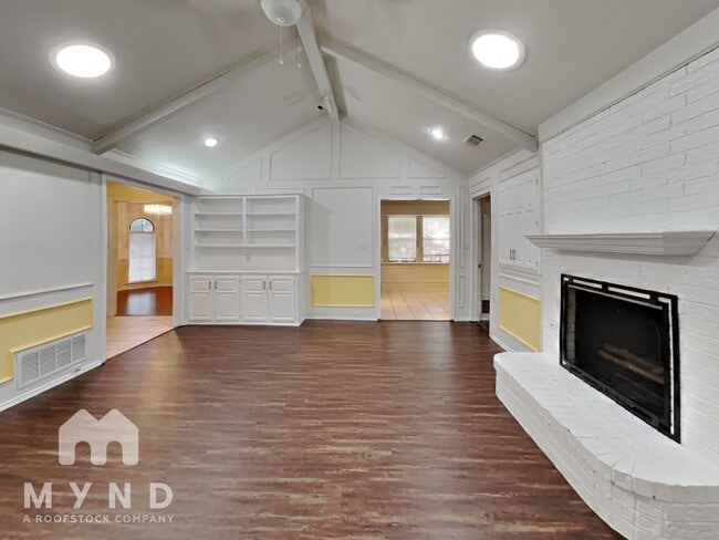 property at 1118 Tahlequah Trail