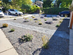 3224 S Verdant Cir in Salt Lake City, UT - Foto de edificio - Building Photo