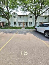 40 Imperial Rd N in Guelph, ON - Building Photo - Building Photo