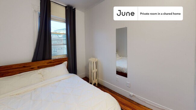 Room in Shared 6 bed/2 bath home, Unit D in Boston, MA - Building Photo - Building Photo