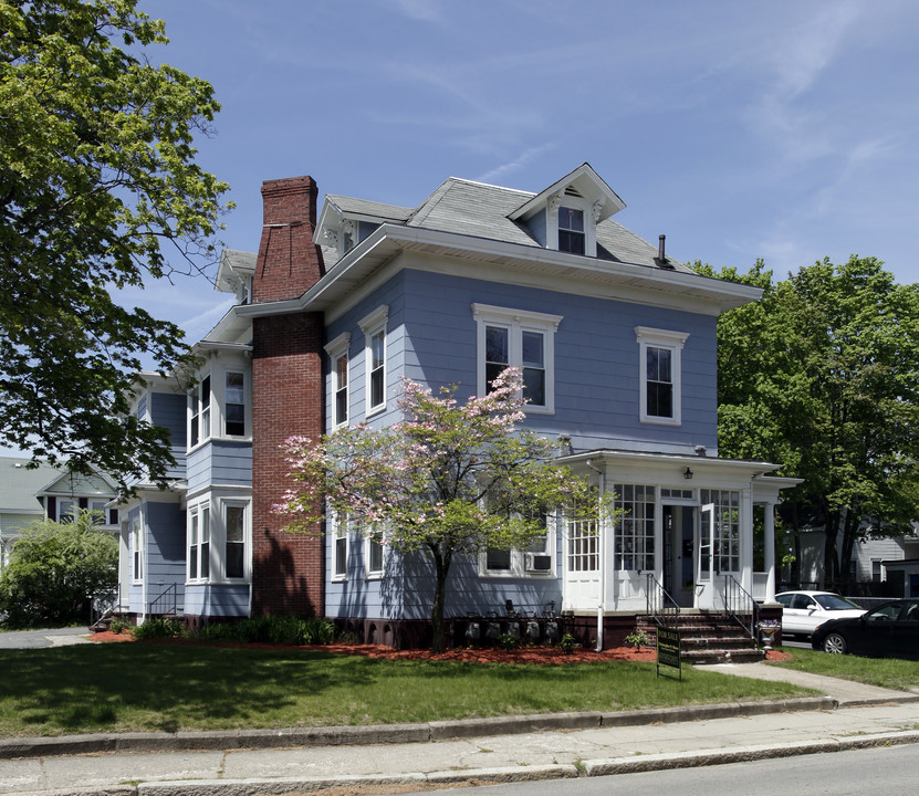 40 Bank St in Attleboro, MA - Building Photo