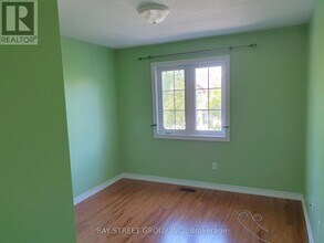 71 Ian Baron Ave in Markham, ON - Building Photo - Building Photo