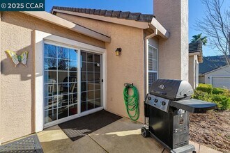6006 Marlee Ct in Rocklin, CA - Building Photo - Building Photo