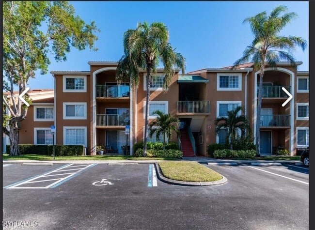 property at 1205 Wildwood Lakes Blvd