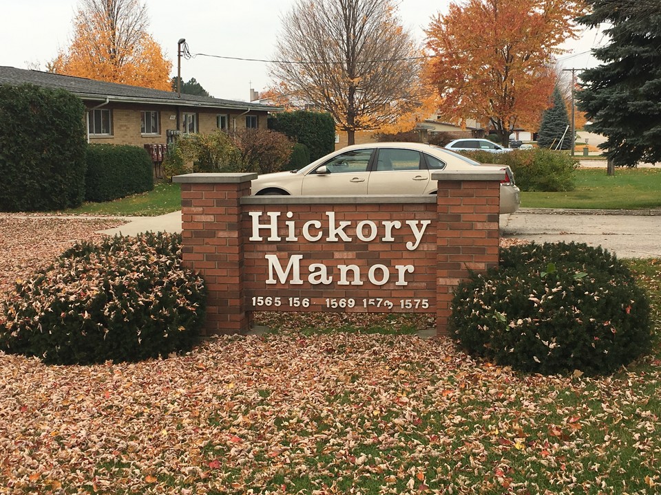 Hickory Manor Apartments in Owosso, MI - Foto de edificio