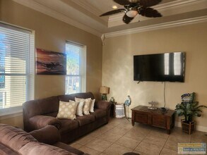 103 E Aries Dr in South Padre Island, TX - Building Photo - Building Photo
