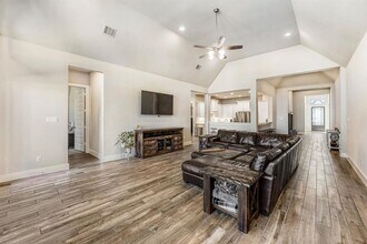 505 Trout River Rd in Kyle, TX - Building Photo - Building Photo