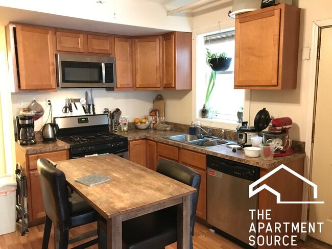 property at 2921 N Allen Ave