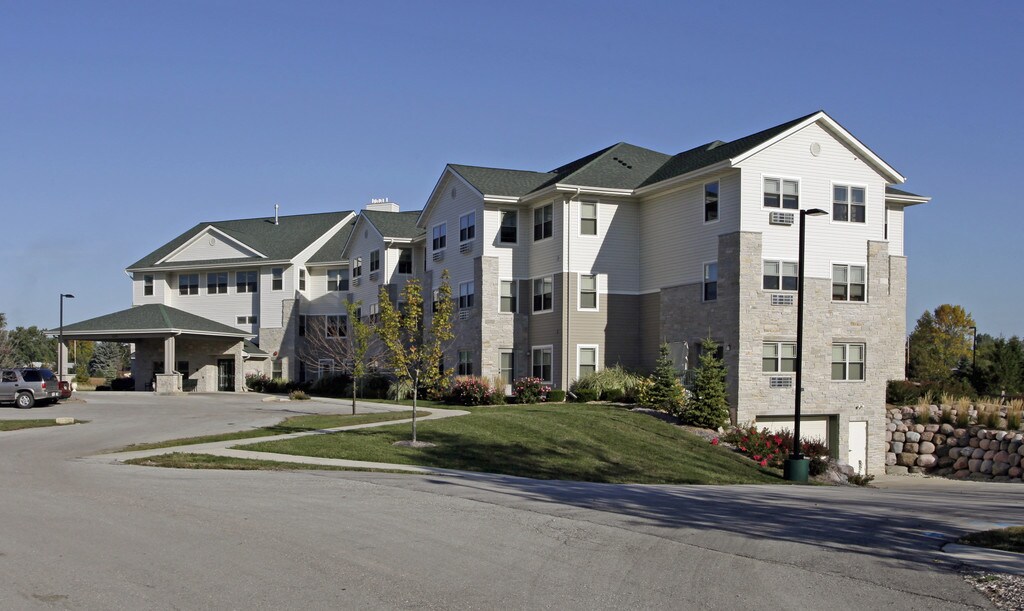 The Parkview Senior Apartments 55+ Community in Racine, WI