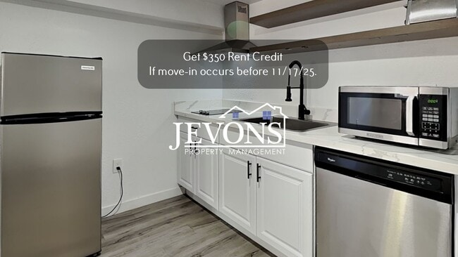 property at 630 N Skyline Dr