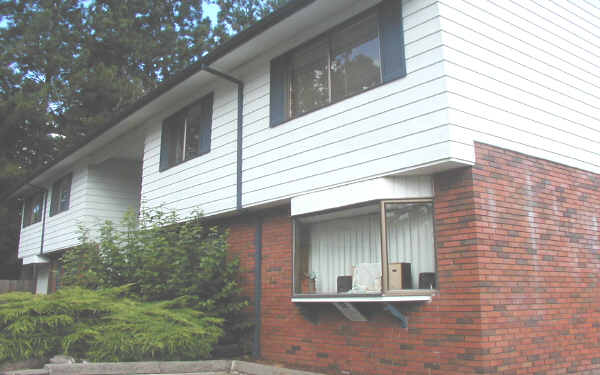 15639-15649 SE Division St in Portland, OR - Building Photo