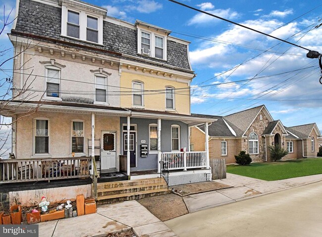 property at 470 Emmett St