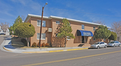 1209 Dr Martin Luther King Jr Ave NE in Albuquerque, NM - Building Photo - Building Photo