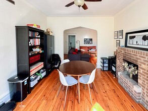 3525 N Wilton Ave, Unit 2F in Chicago, IL - Building Photo - Building Photo