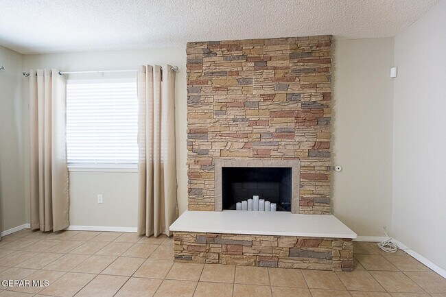 11113 Terrell Ave in El Paso, TX - Building Photo - Building Photo