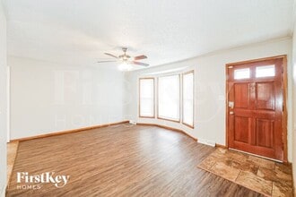 8207 E 85 St in Raytown, MO - Building Photo - Building Photo