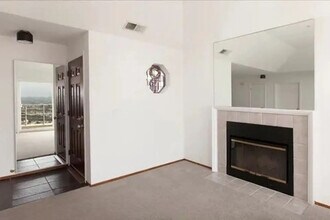 420 Pointe Pacific Dr in Daly City, CA - Building Photo - Building Photo