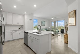 17570 Opal Sand Dr in Venice, FL - Building Photo - Building Photo