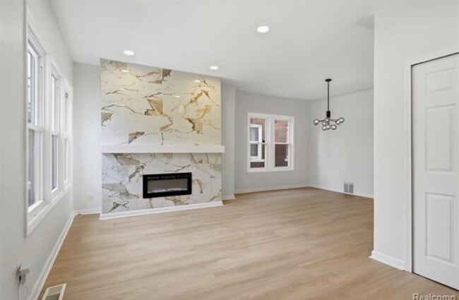 1639 Gladstone St, Unit Gladstone Property in Detroit, MI - Building Photo - Building Photo