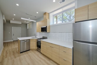 2876 W 21st Pl in Chicago, IL - Building Photo - Building Photo