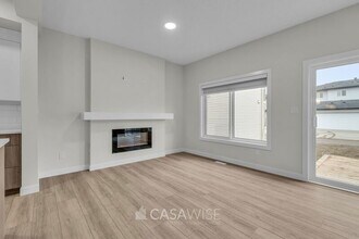 1075 Berg Pl in Leduc, AB - Building Photo - Building Photo