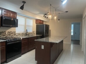 101 Honeycutt Dr in Connelly Springs, NC - Building Photo - Building Photo