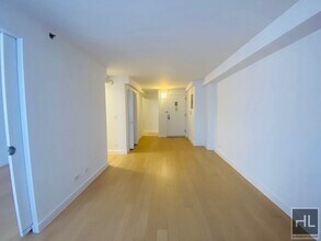 East 39th Street in New York, NY - Building Photo - Building Photo