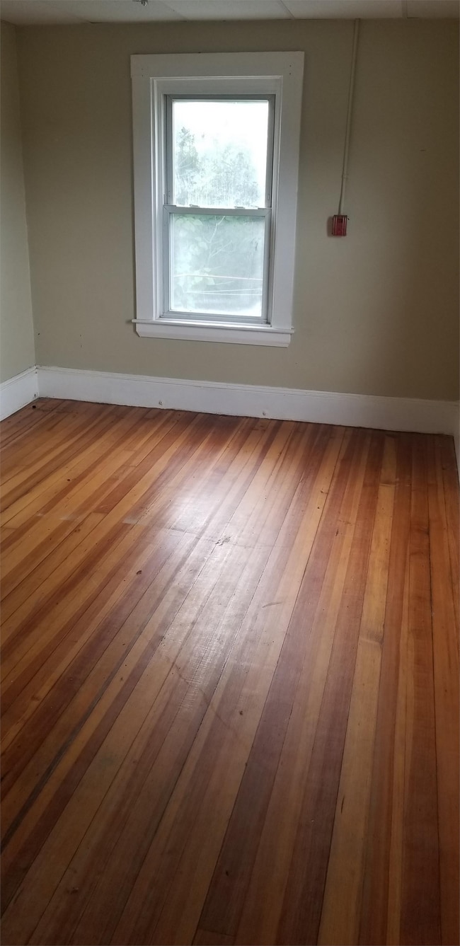 107 Ames St-Unit -2 in Brockton, MA - Building Photo - Building Photo