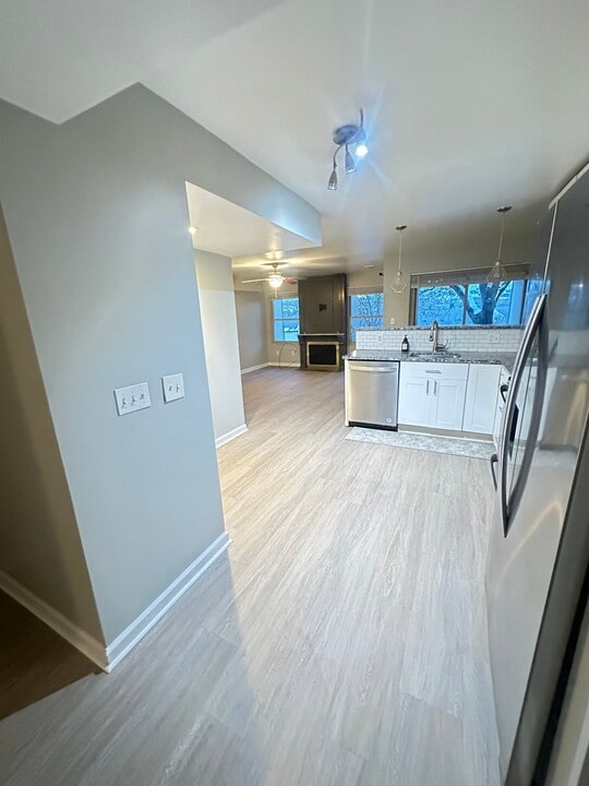 1471 Cliff Ct in Columbus, OH - Building Photo