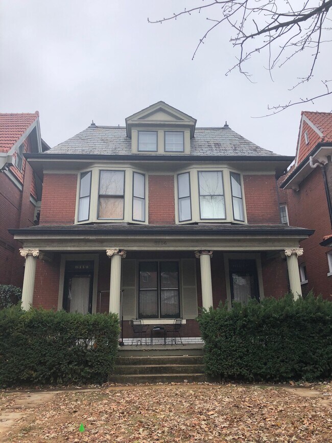 6114 Waterman Blvd Apartments and Nearby St. Louis Apartments For Rent