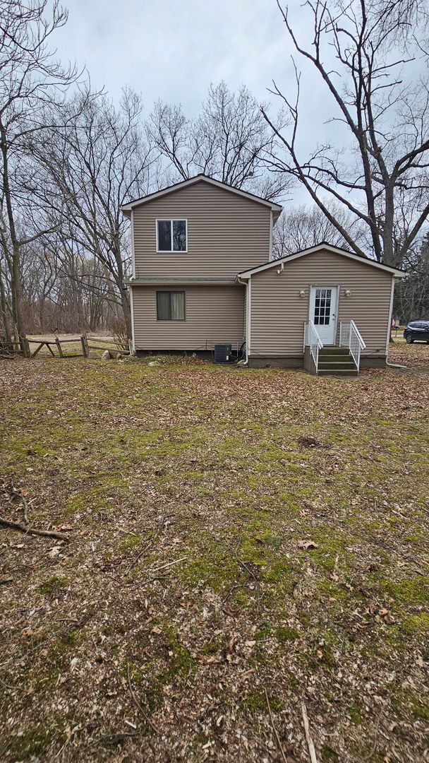 3202 Giddings Blvd in Highland Township, MI - Building Photo - Building Photo